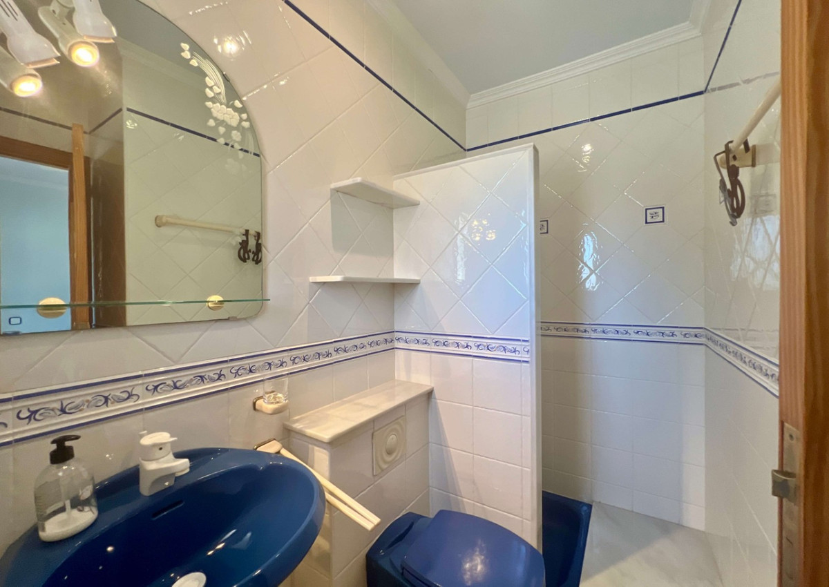 4 Bed Townhouse for sale in Calpe Costa Blanca, Alicante, Spain