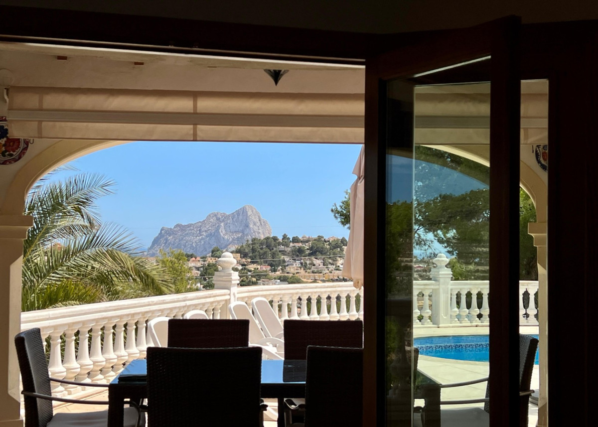 4 Bed Townhouse for sale in Calpe Costa Blanca, Alicante, Spain
