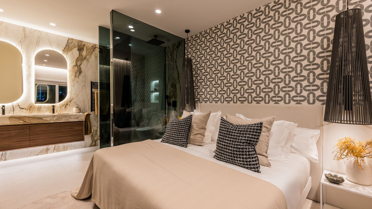 3 Bed Apartment for sale in New Golden Mile Costa Del Sol, Málaga, Spain