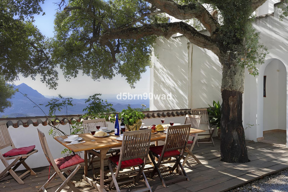 Se vende Villa - Chalet de 4 dormitorios en Costa Del Sol, Málaga, España