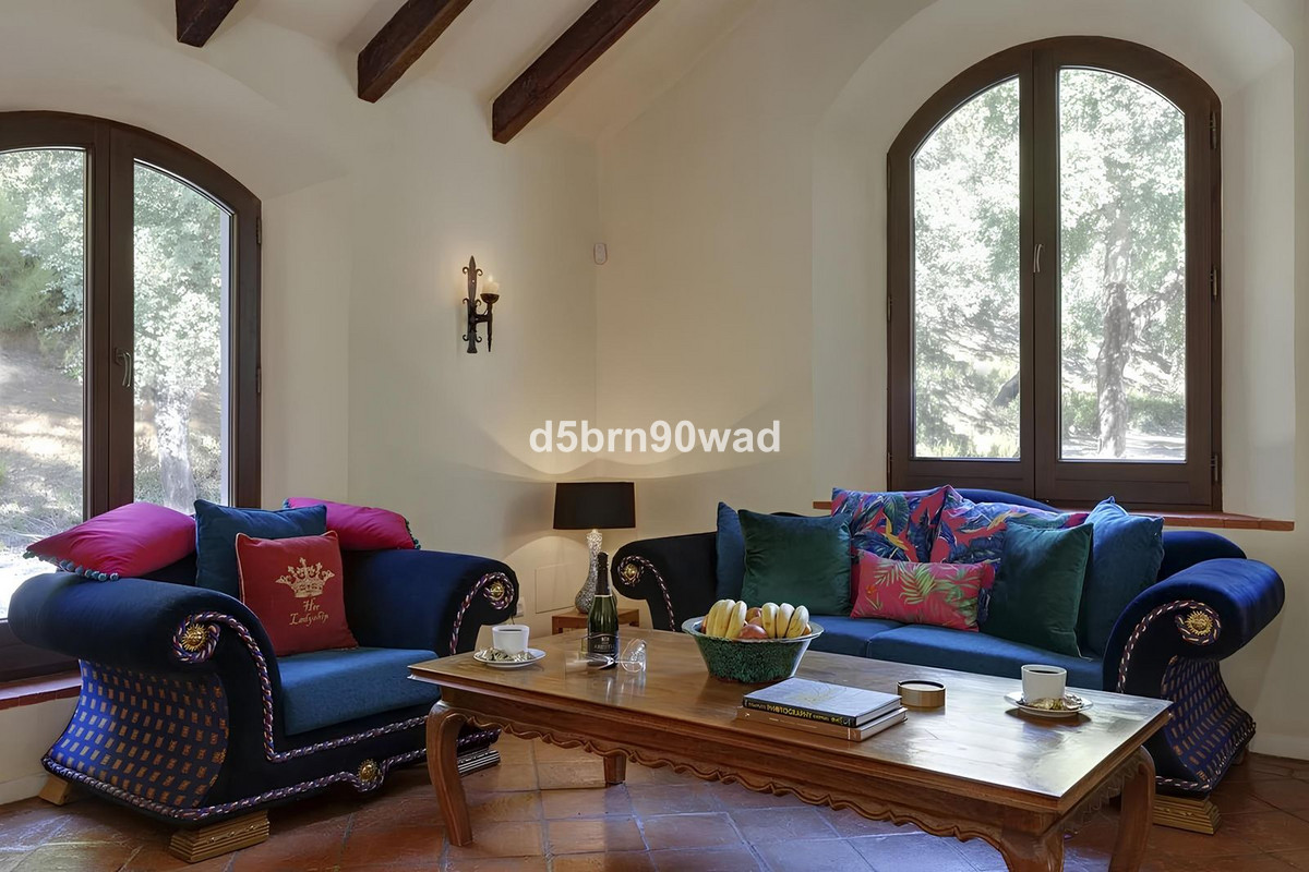 Se vende Villa - Chalet de 4 dormitorios en Costa Del Sol, Málaga, España