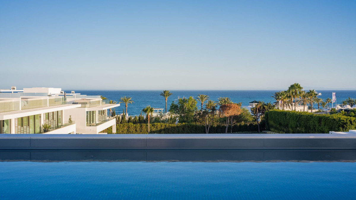 Se vende Pareada de 4 dormitorios en Costa Del Sol, Málaga, España
