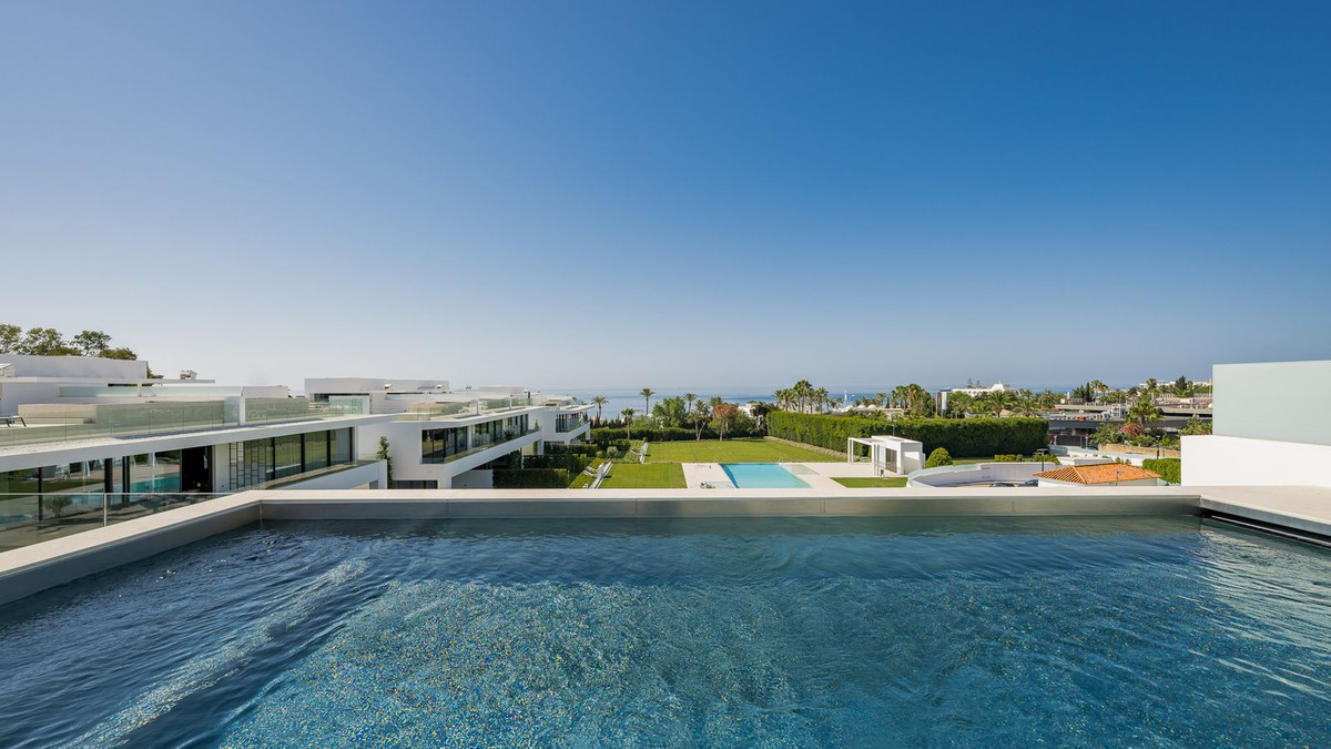 Se vende Pareada de 4 dormitorios en Costa Del Sol, Málaga, España