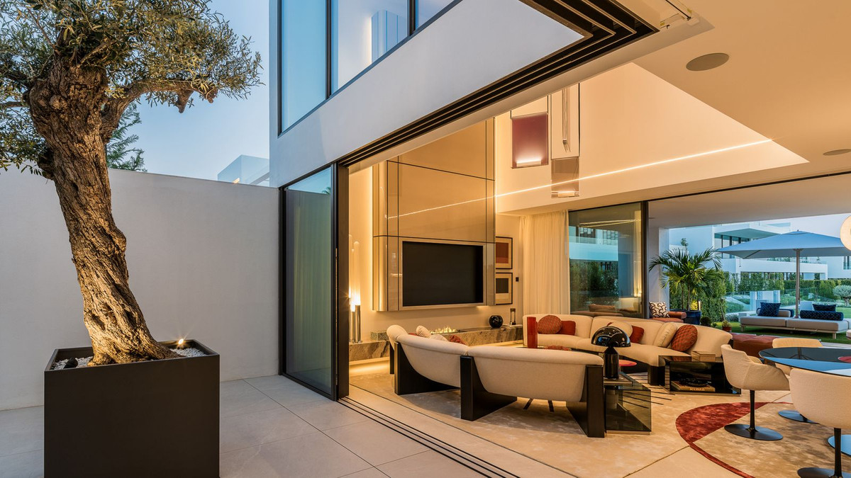 Se vende Pareada de 4 dormitorios en Costa Del Sol, Málaga, España