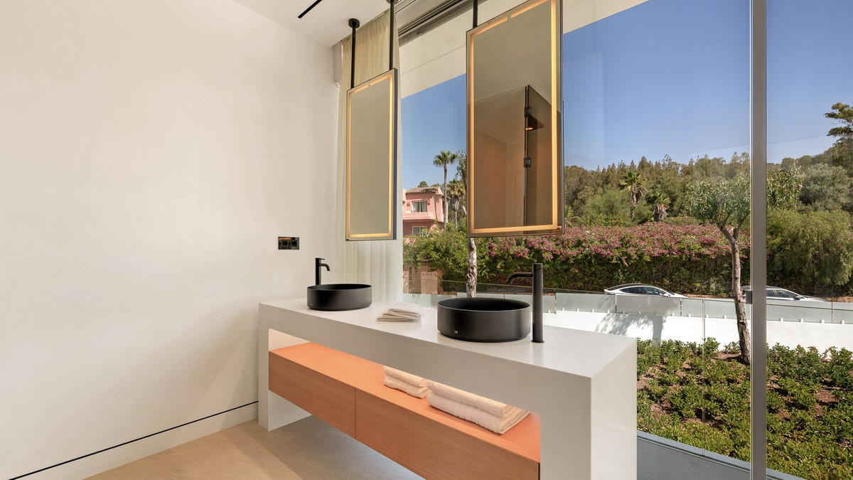 Se vende Pareada de 4 dormitorios en Costa Del Sol, Málaga, España
