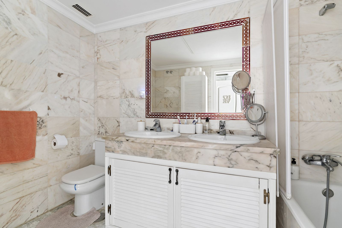 2 Bed Apartment for sale in Mijas Golf Costa Del Sol, Málaga, Spain