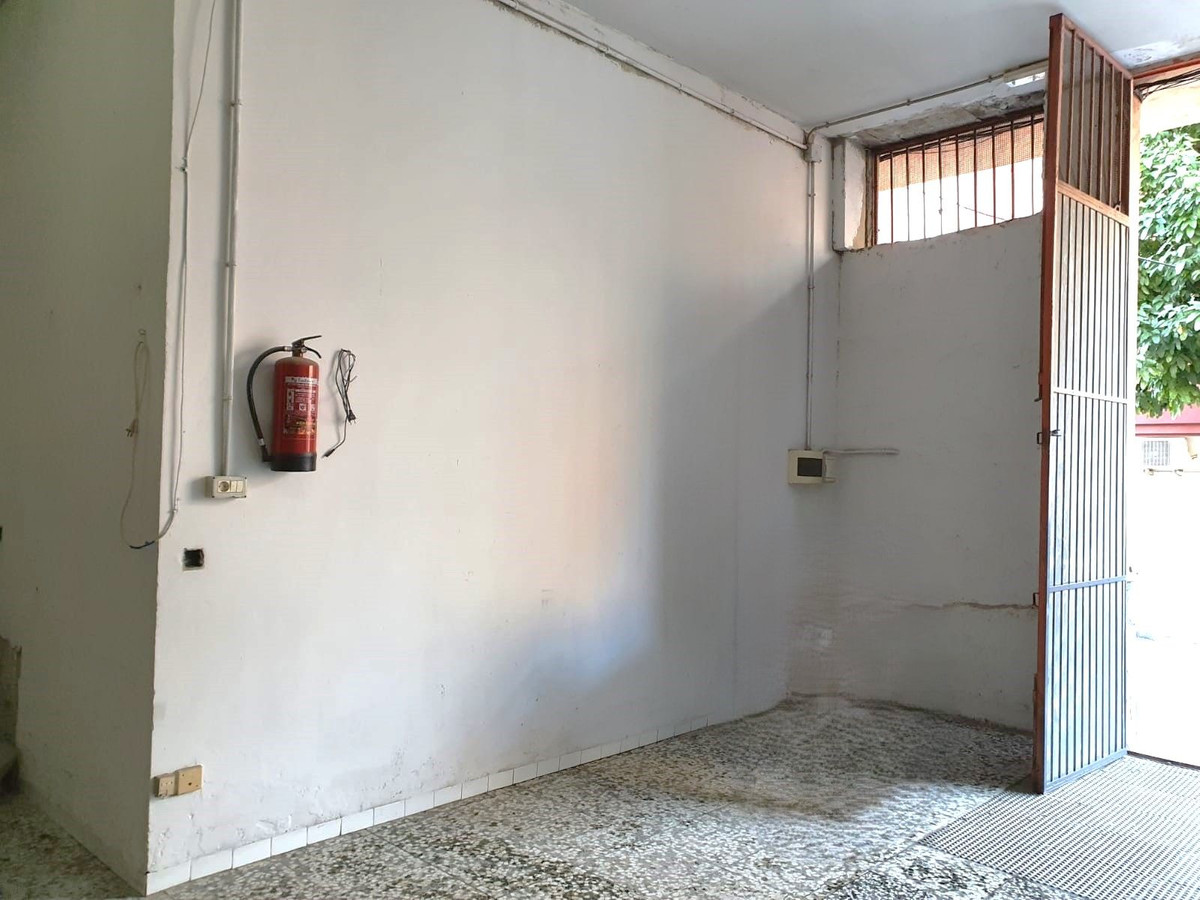 Commercial unit for sale in Las Lagunas Costa Del Sol, Málaga, Spain
