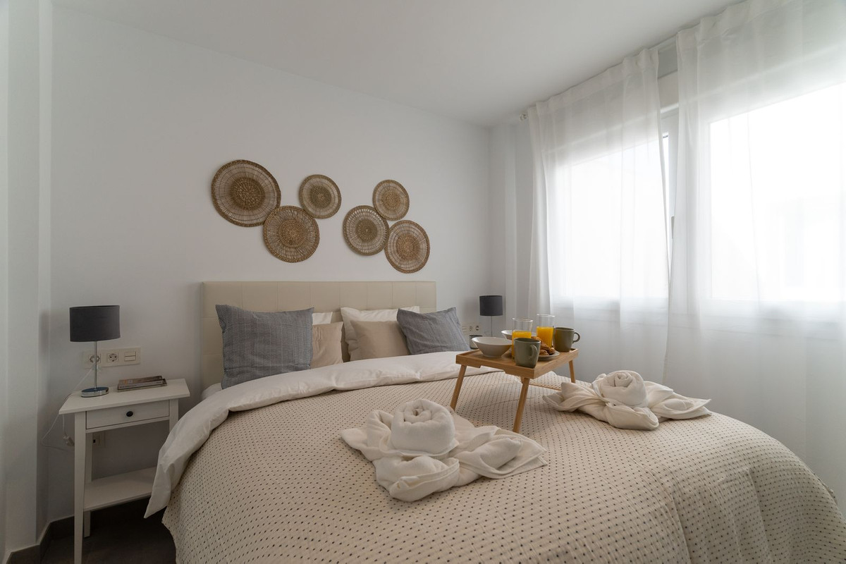 Se vende Edificio residencial de 17 dormitorios en Costa Del Sol, Málaga, España