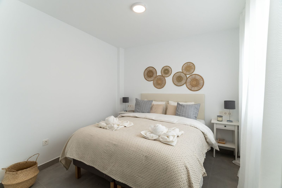 Se vende Edificio residencial de 17 dormitorios en Costa Del Sol, Málaga, España