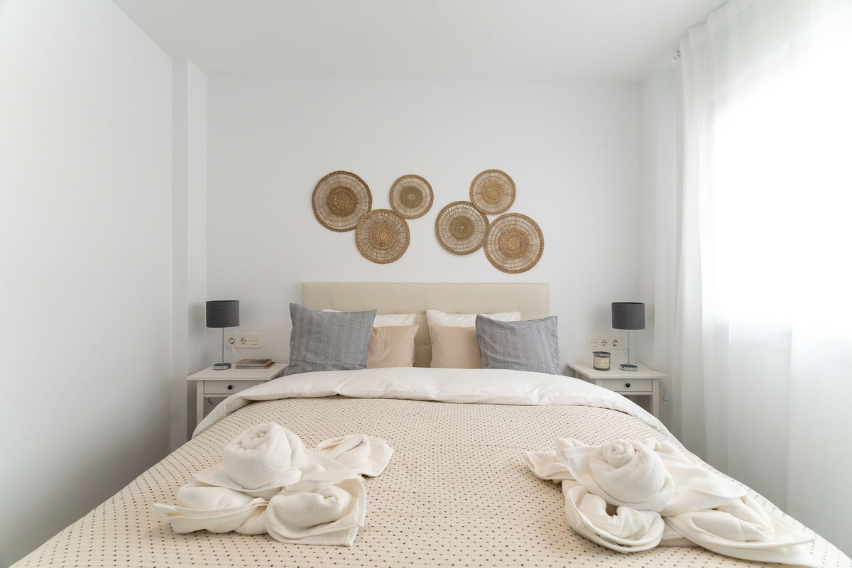 Se vende Edificio residencial de 17 dormitorios en Costa Del Sol, Málaga, España