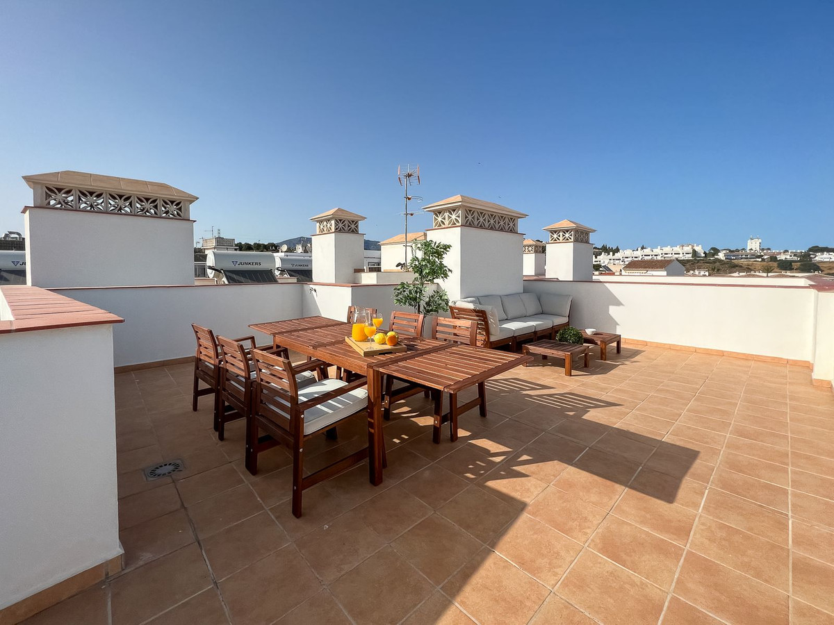 Se vende Edificio residencial de 17 dormitorios en Costa Del Sol, Málaga, España