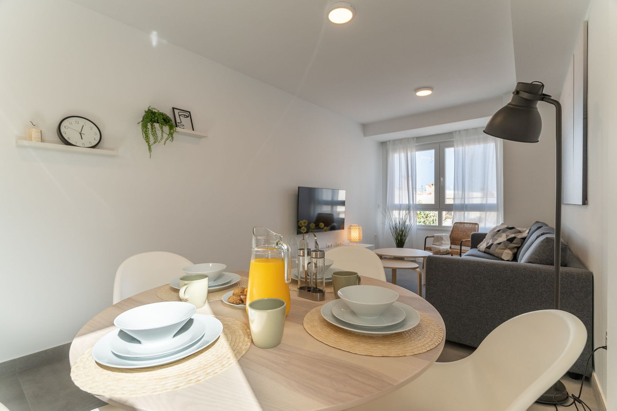 Se vende Edificio residencial de 17 dormitorios en Costa Del Sol, Málaga, España