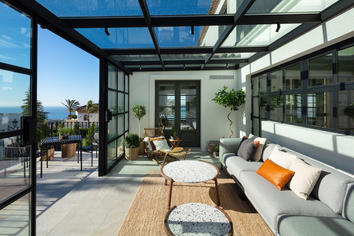 Se vende Villa - Chalet de 6 dormitorios en Costa Del Sol, Málaga, España
