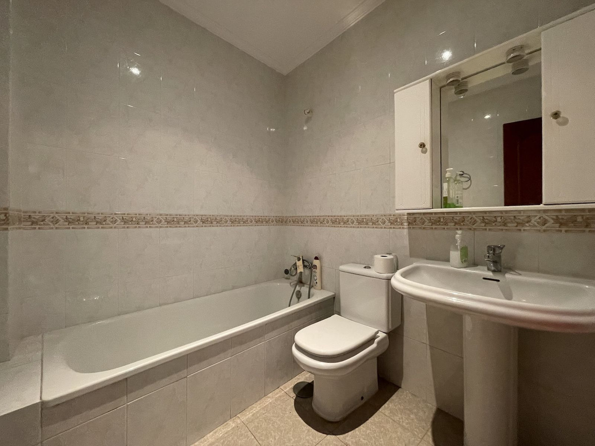 4 Bed Townhouse for sale in Nerja Costa Del Sol East, Málaga, Spain
