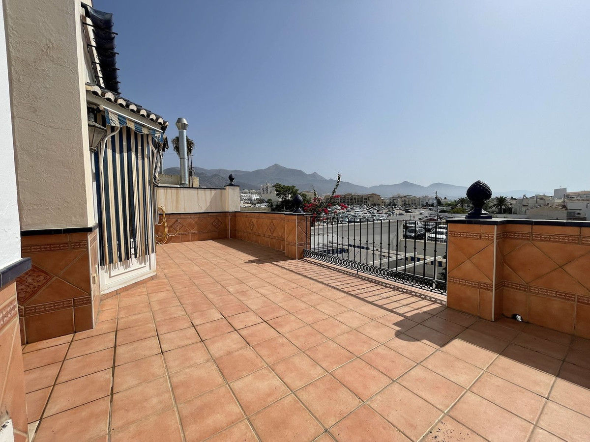 4 Bed Townhouse for sale in Nerja Costa Del Sol East, Málaga, Spain