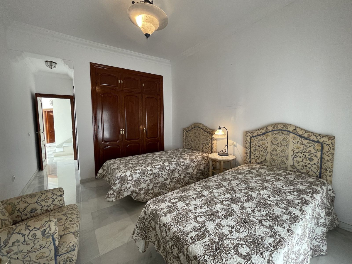 4 Bed Townhouse for sale in Nerja Costa Del Sol East, Málaga, Spain