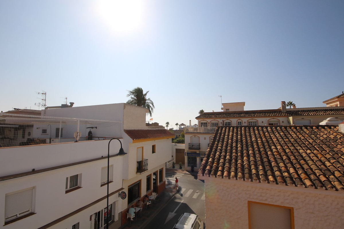 6 Bed Townhouse for sale in La Cala De Mijas Costa Del Sol, Málaga, Spain