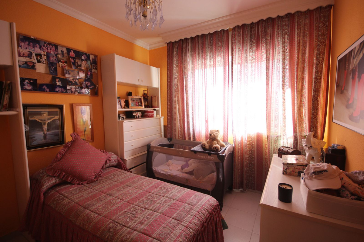6 Bed Townhouse for sale in La Cala De Mijas Costa Del Sol, Málaga, Spain