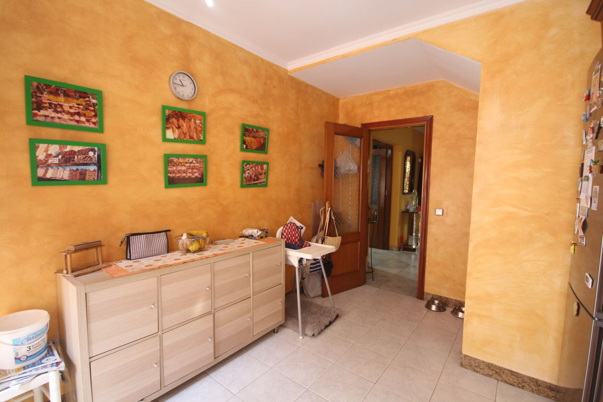 6 Bed Townhouse for sale in La Cala De Mijas Costa Del Sol, Málaga, Spain
