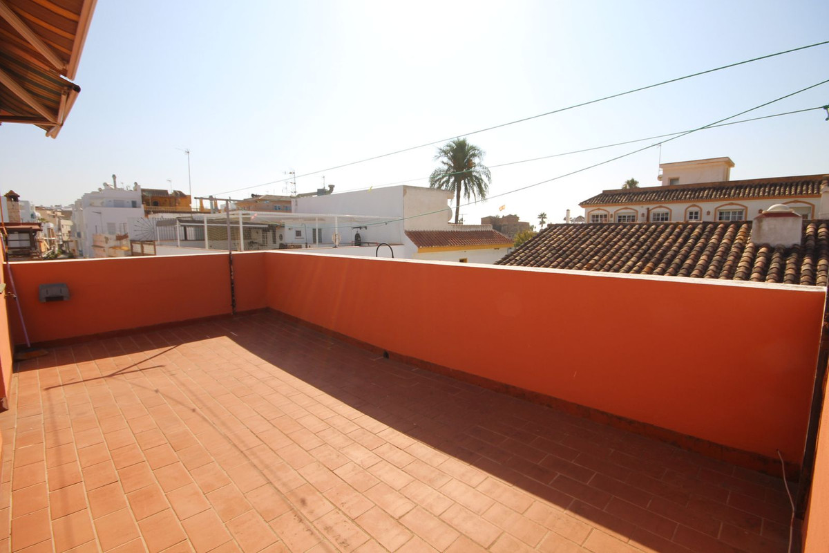6 Bed Townhouse for sale in La Cala De Mijas Costa Del Sol, Málaga, Spain