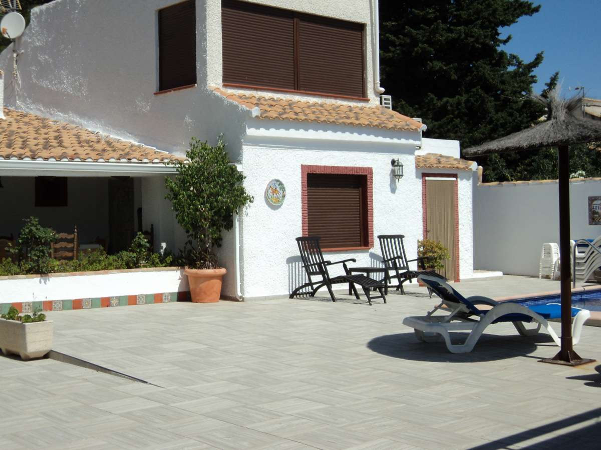 9 Bed Townhouse for sale in Lomas De Cabo Roig Costa Blanca, Alicante, Spain
