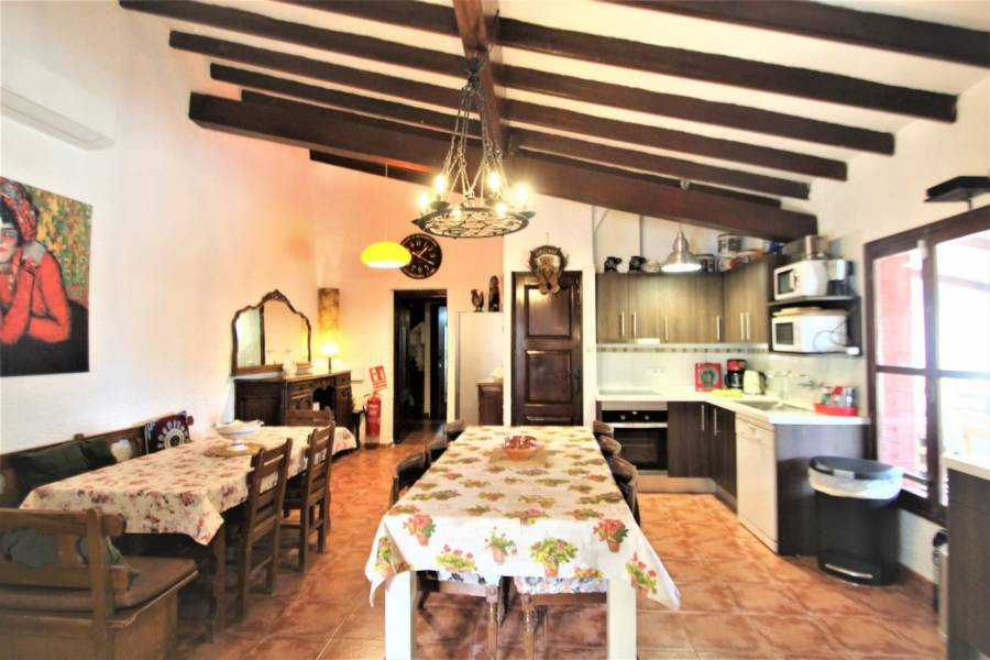 9 Bed Townhouse for sale in Lomas De Cabo Roig Costa Blanca, Alicante, Spain