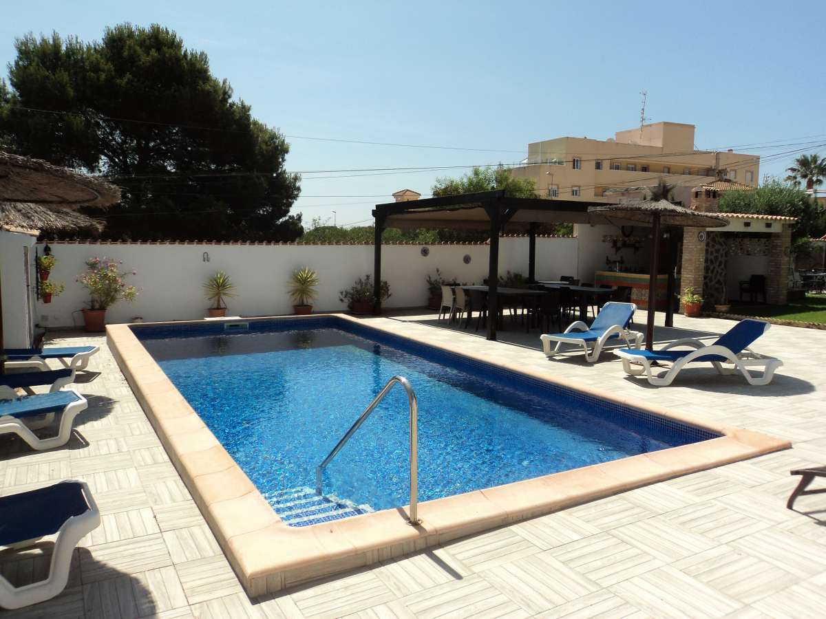9 Bed Townhouse for sale in Lomas De Cabo Roig Costa Blanca, Alicante, Spain