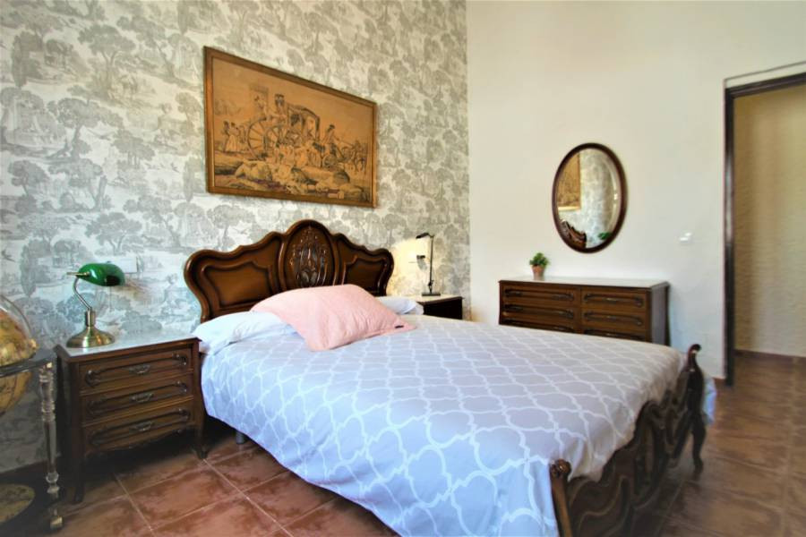 9 Bed Townhouse for sale in Lomas De Cabo Roig Costa Blanca, Alicante, Spain