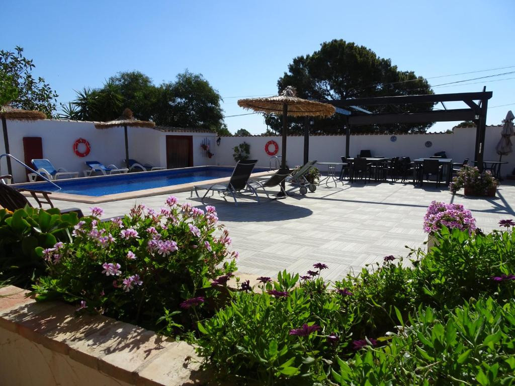 9 Bed Townhouse for sale in Lomas De Cabo Roig Costa Blanca, Alicante, Spain