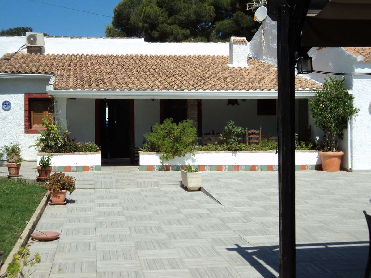 9 Bed Townhouse for sale in Lomas De Cabo Roig Costa Blanca, Alicante, Spain