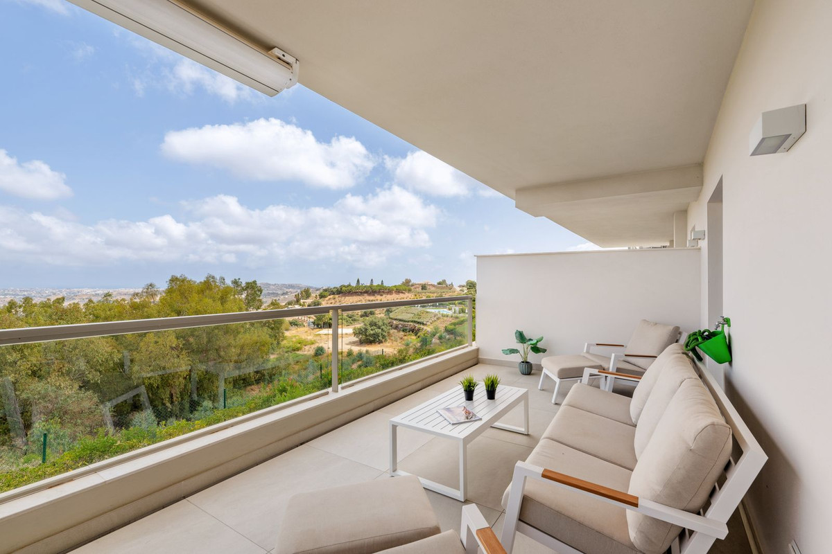Se vende Apartamento Planta Media de 2 dormitorios en Costa Del Sol, Málaga, España