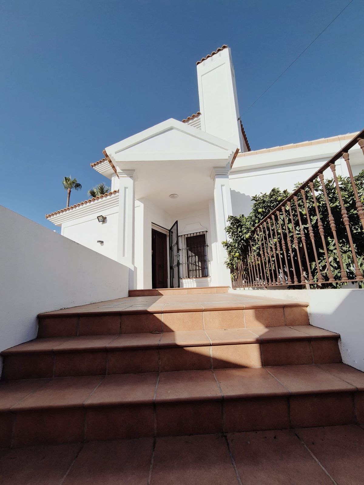 5 Bed Townhouse for sale in San Pedro De Alcántara Costa Del Sol, Málaga, Spain