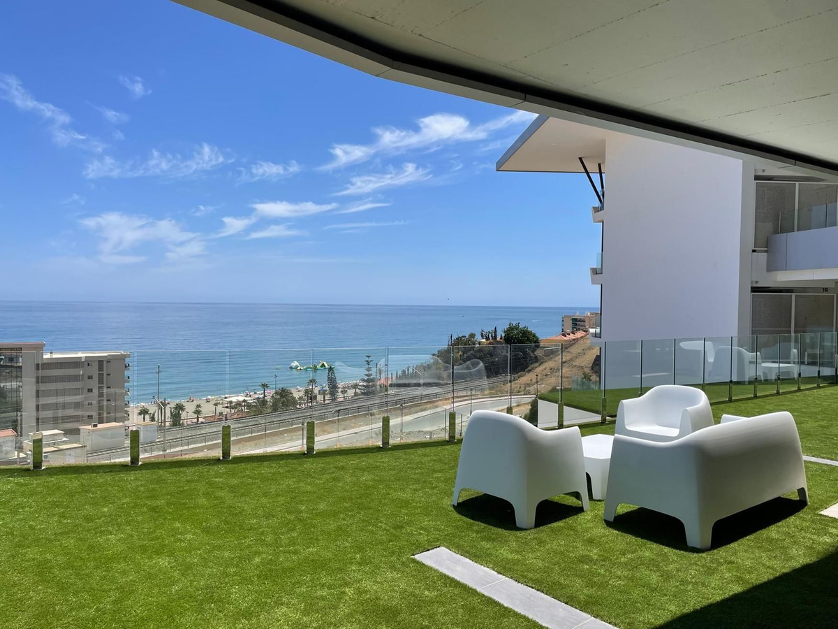 2 Bed Apartment for sale in Fuengirola Costa Del Sol, Málaga, Spain