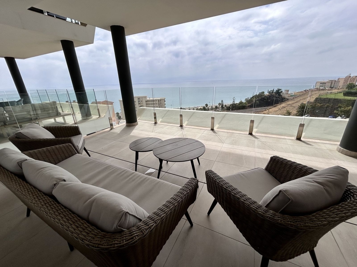 2 Bed Apartment for sale in Fuengirola Costa Del Sol, Málaga, Spain