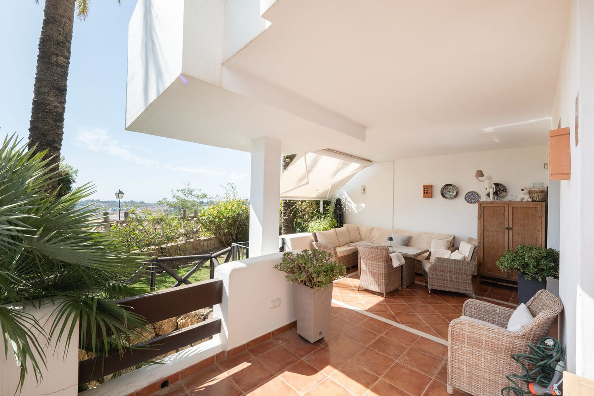 4 Bed Townhouse for sale in Benahavís Costa Del Sol, Málaga, Spain