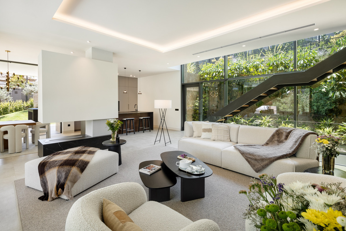 Se vende Villa - Chalet de 5 dormitorios en Costa Del Sol, Málaga, España