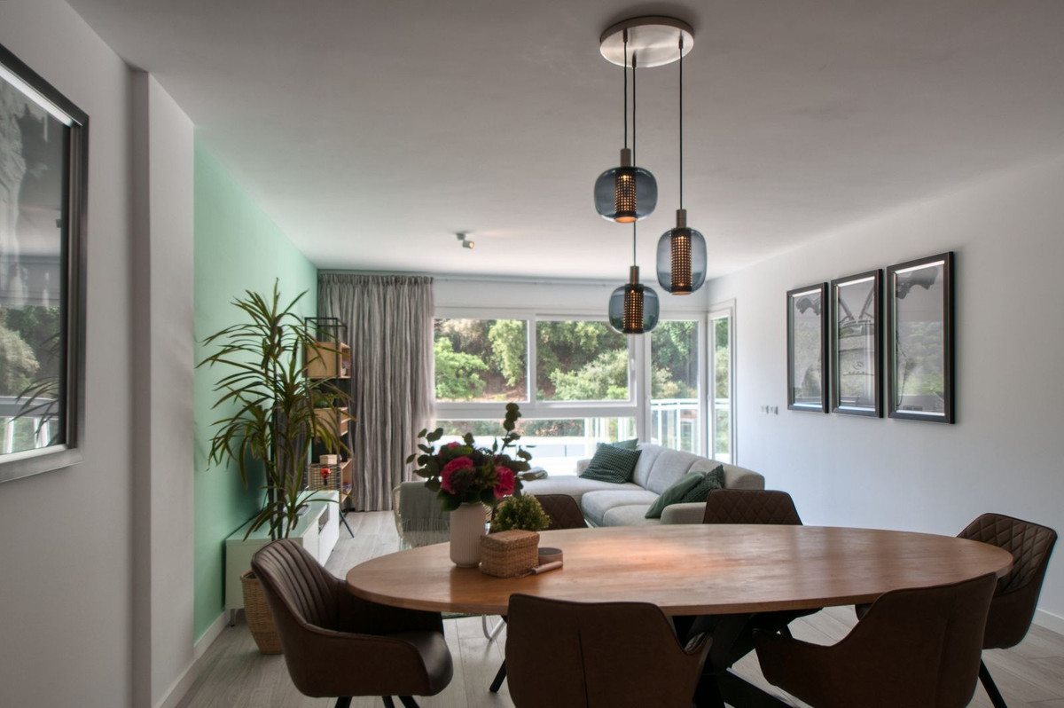 3 Bed Apartment for sale in Benahavís Costa Del Sol, Málaga, Spain