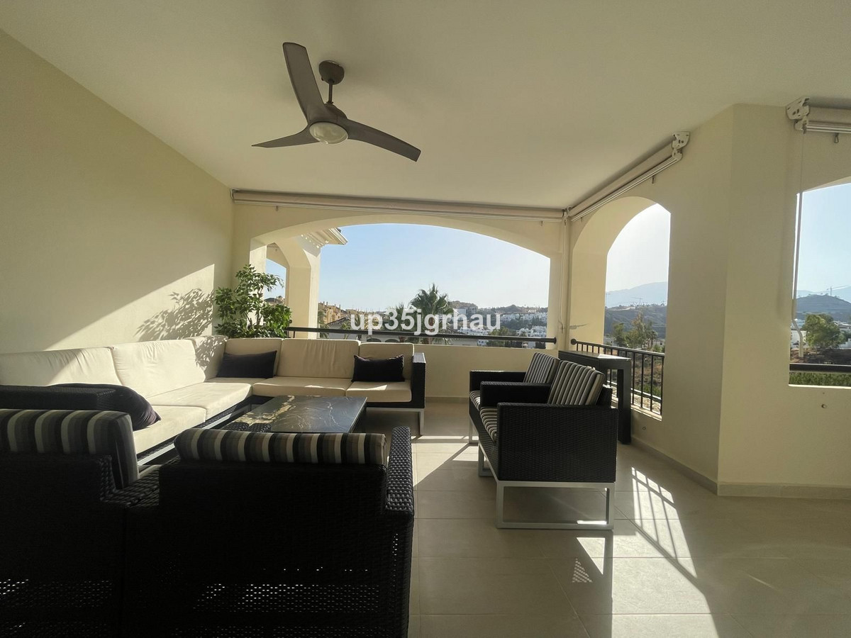 2 Bed Apartment for sale in Selwo Costa Del Sol, Málaga, Spain