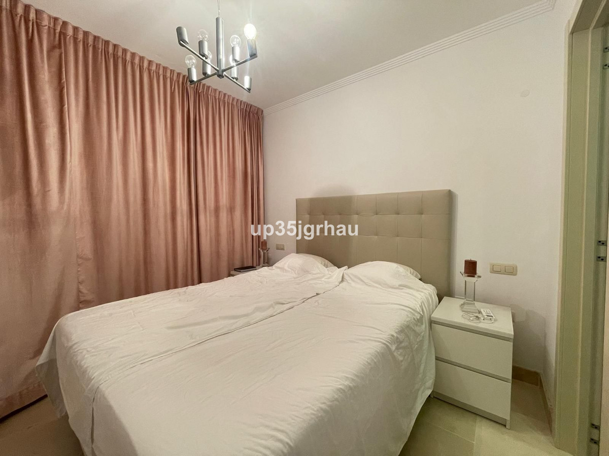 2 Bed Apartment for sale in Selwo Costa Del Sol, Málaga, Spain