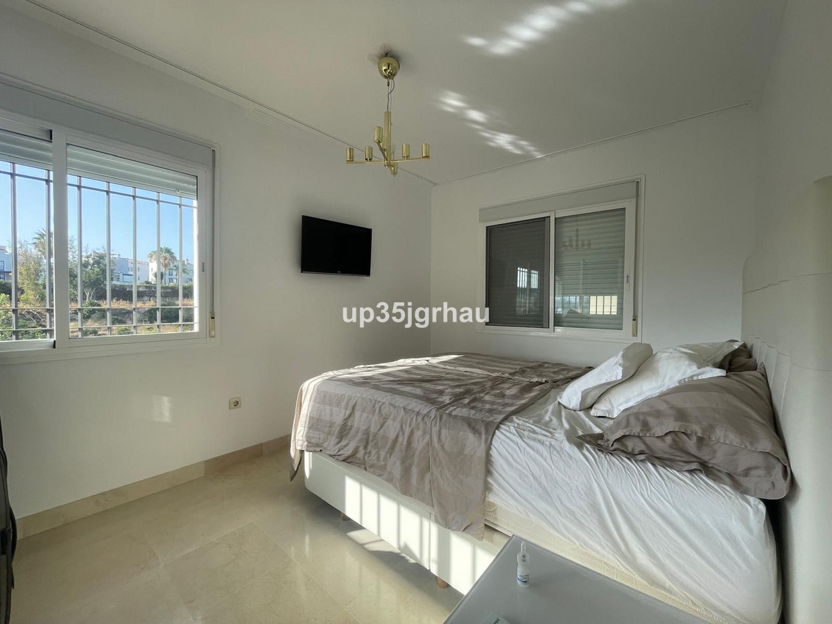 2 Bed Apartment for sale in Selwo Costa Del Sol, Málaga, Spain