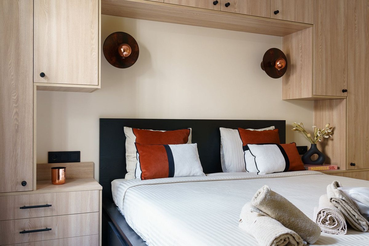 2 Bed Apartment for sale in Puerto Banús Costa Del Sol, Málaga, Spain