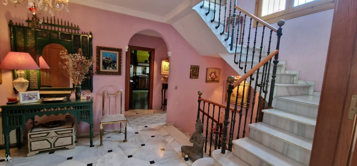 7 Bed Townhouse for sale in Málaga Este Costa Del Sol, Málaga, Spain