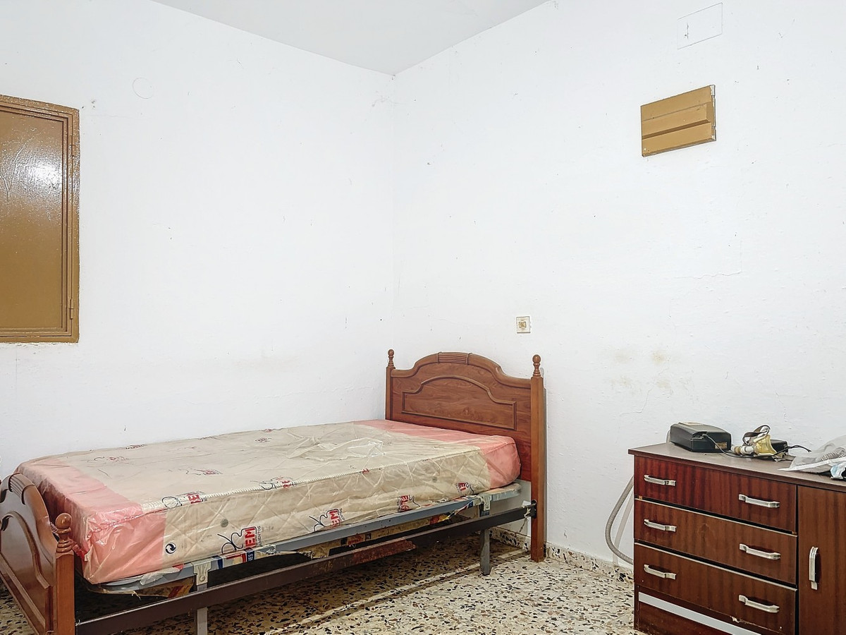 Se vende Finca - Cortijo de 4 dormitorios en Costa Del Sol East, Málaga, España