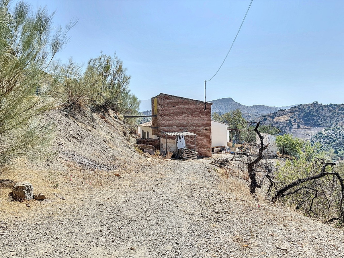 Se vende Finca - Cortijo de 4 dormitorios en Costa Del Sol East, Málaga, España