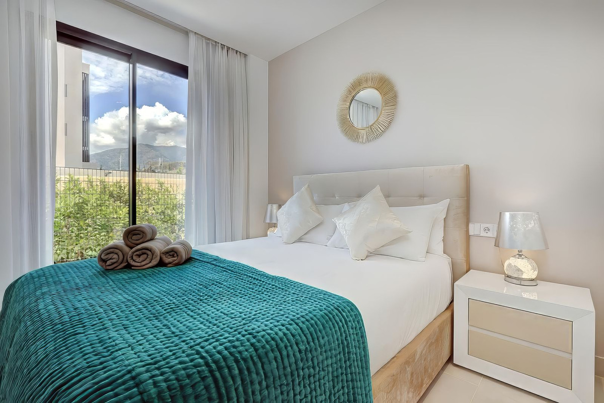 3 Bed Apartment for sale in Fuengirola Costa Del Sol, Málaga, Spain