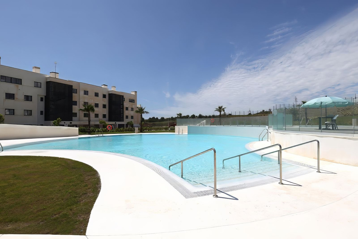 3 Bed Apartment for sale in Fuengirola Costa Del Sol, Málaga, Spain