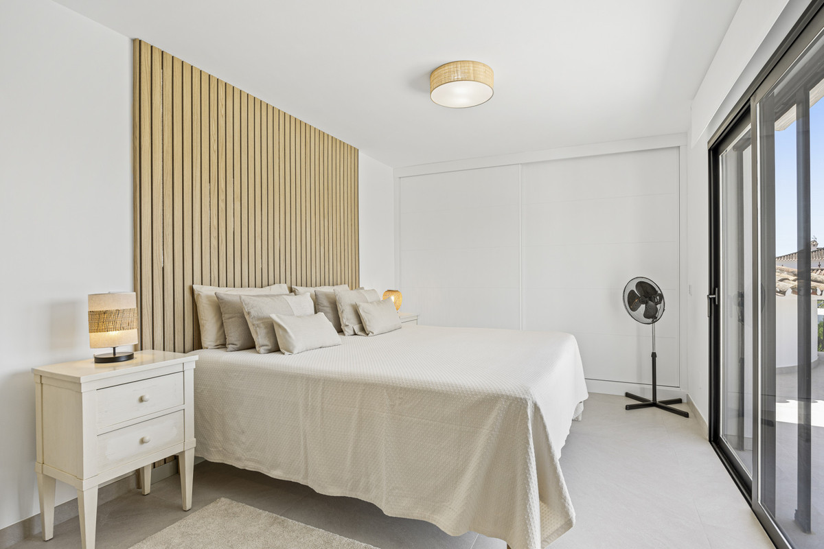 Se vende Villa - Chalet de 4 dormitorios en Costa Del Sol, Málaga, España
