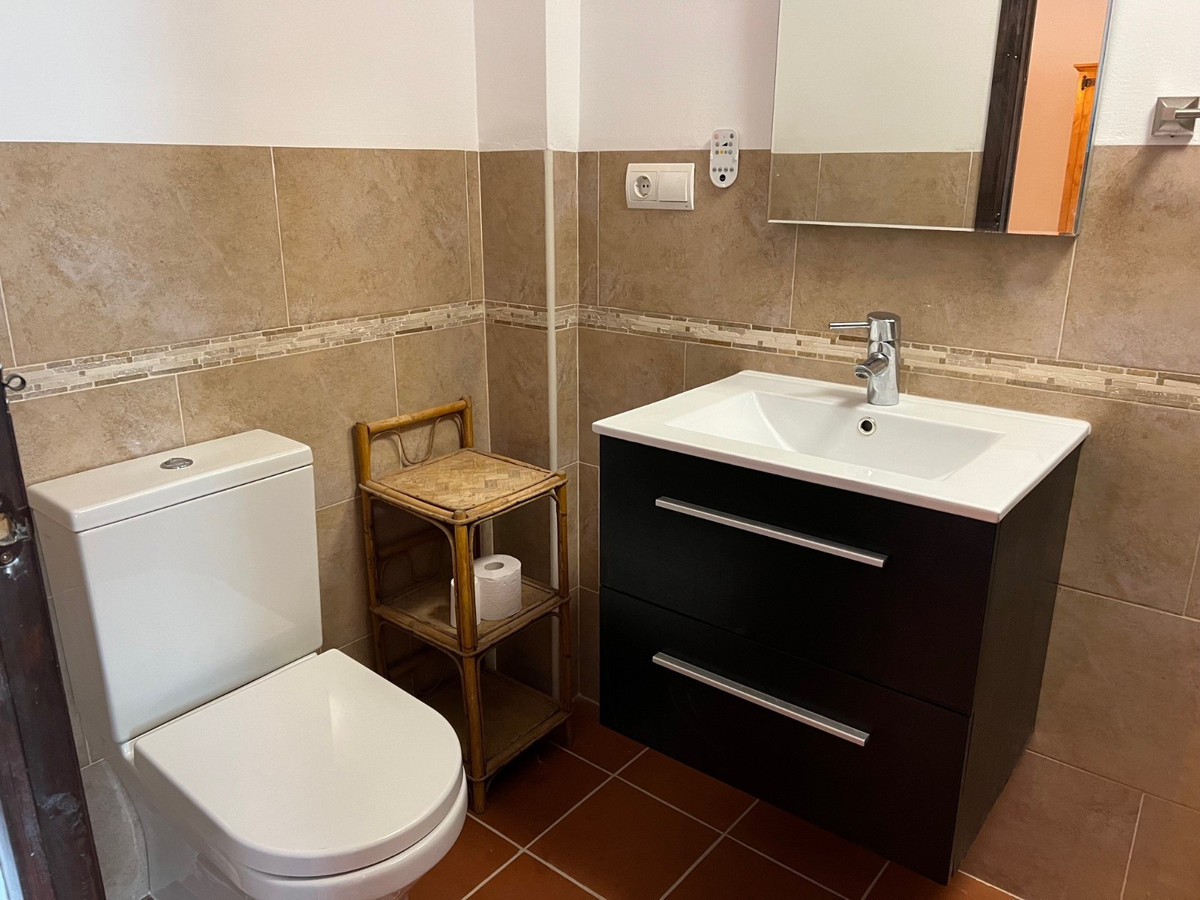 Se vende Villa - Chalet de 5 dormitorios en Costa Blanca, Alicante, España