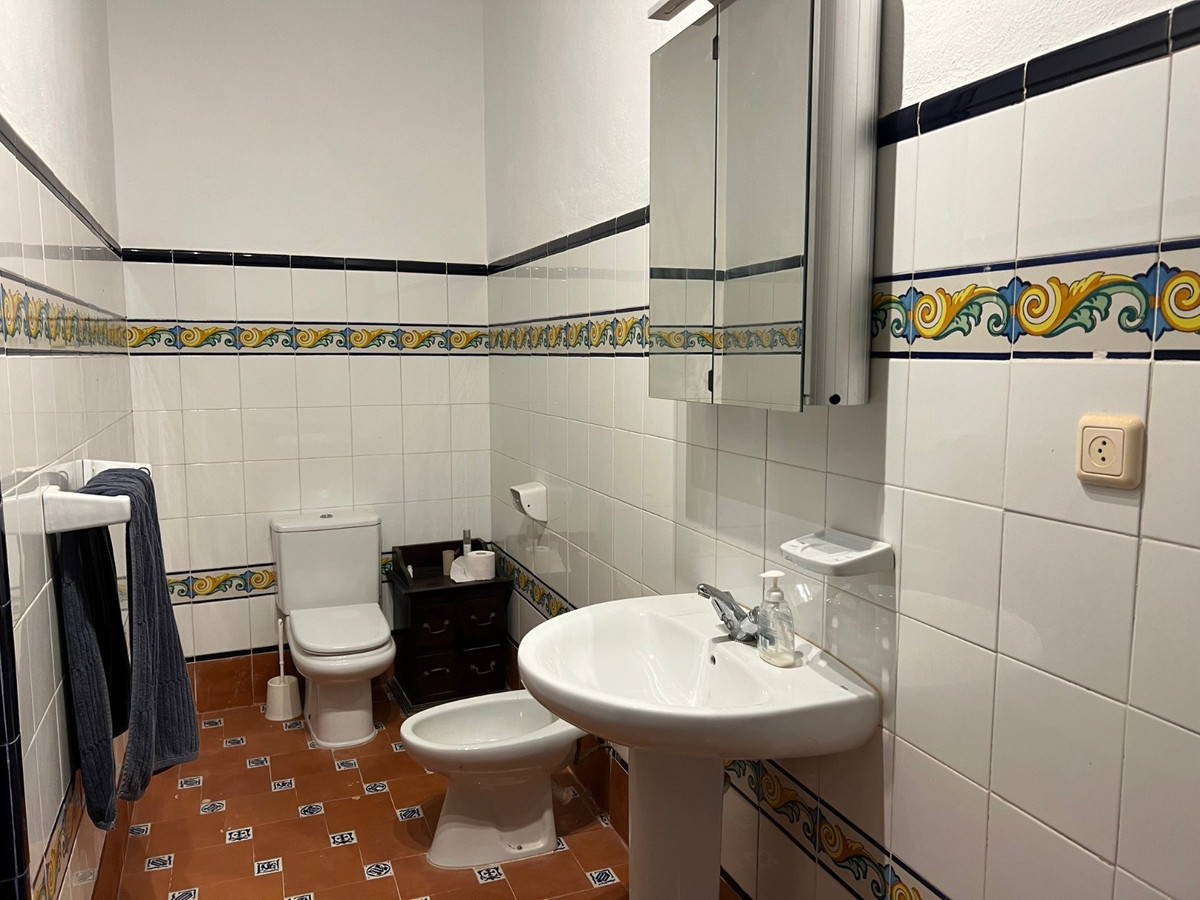 Se vende Villa - Chalet de 5 dormitorios en Costa Blanca, Alicante, España