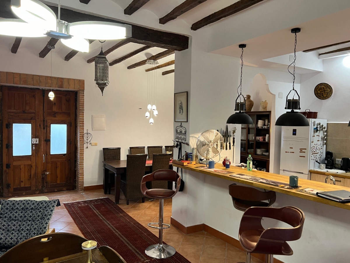 Se vende Villa - Chalet de 5 dormitorios en Costa Blanca, Alicante, España